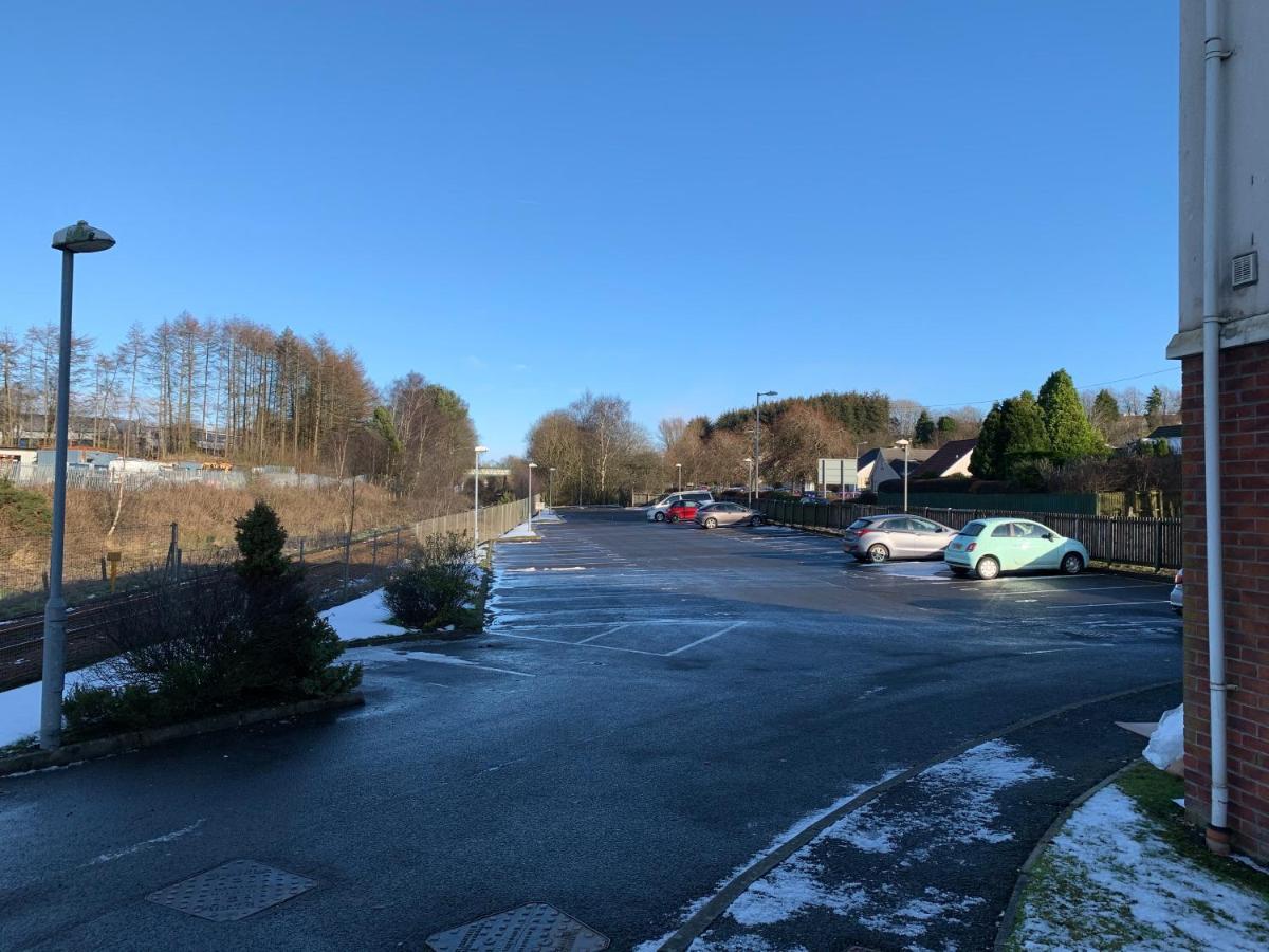 Flat Five, 212 Eaglesham Road, East Kilbride, Glasgow エクステリア 写真